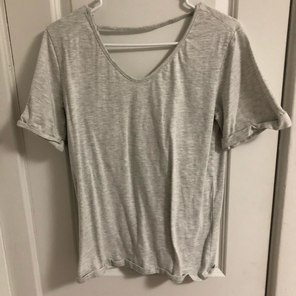 Open back casual v neck NWOT Heathered color